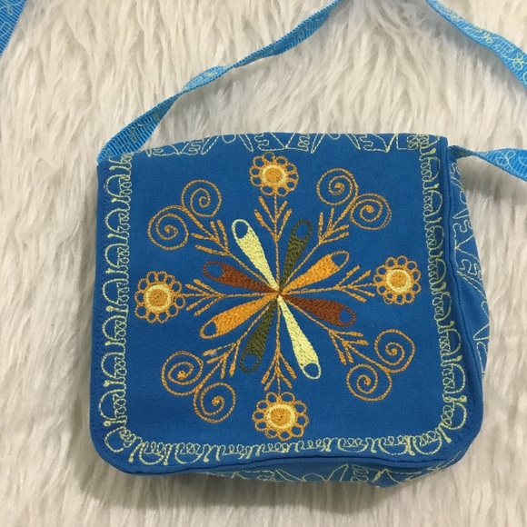 Boho handmade embroidered purse from Peru - Picture 4 of 7